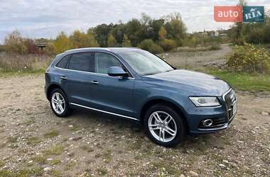 Позашляховик / Кросовер Audi Q5 2016 в 