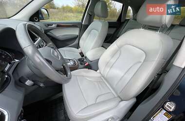 Позашляховик / Кросовер Audi Q5 2016 в 