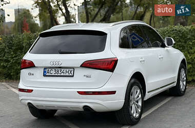 Внедорожник / Кроссовер Audi Q5 2012 в 