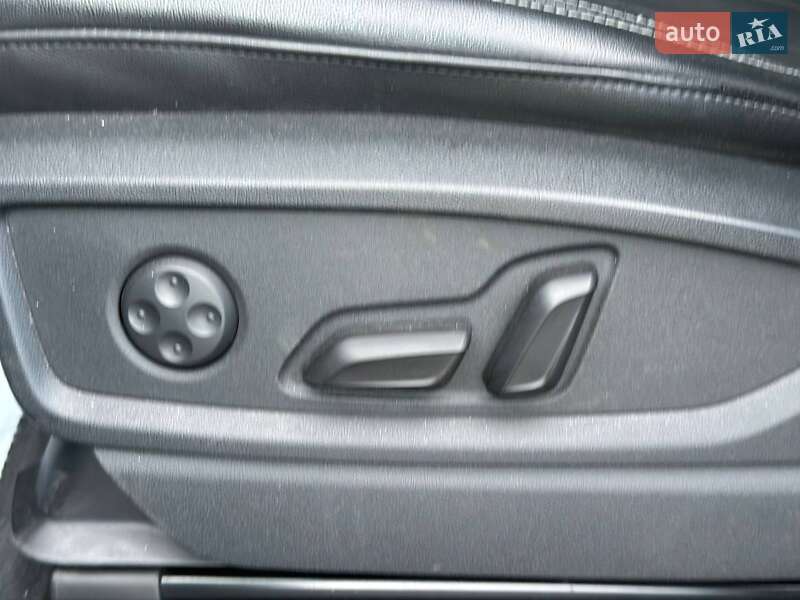 Позашляховик / Кросовер Audi Q5 2020 в Луцьку фото 21 Позашляховик / Кросовер Audi Q5 2020 в Луцьку