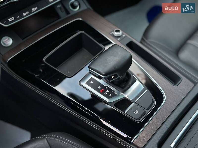 Позашляховик / Кросовер Audi Q5 2020 в Луцьку фото 27 Позашляховик / Кросовер Audi Q5 2020 в Луцьку