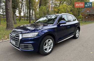 Позашляховик / Кросовер Audi Q5 2018 в 