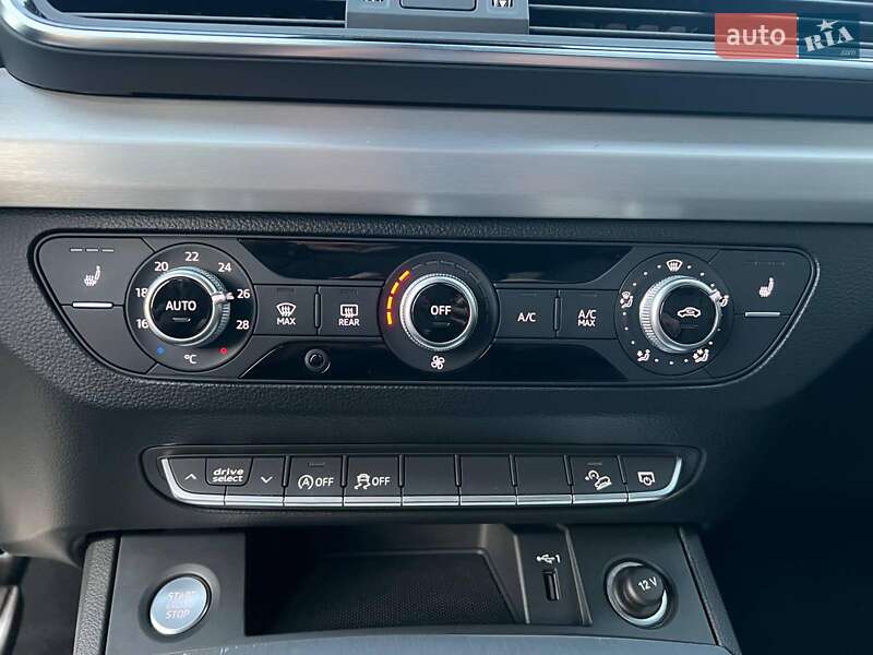 Внедорожник / Кроссовер Audi Q5 2022 в Львове