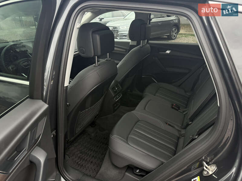 Позашляховик / Кросовер Audi Q5 2021 в Києві фото 27 Позашляховик / Кросовер Audi Q5 2021 в Києві