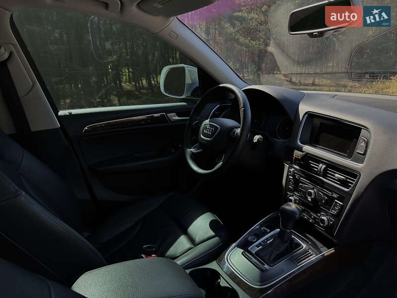 Внедорожник / Кроссовер Audi Q5 2014 в Кременчуге