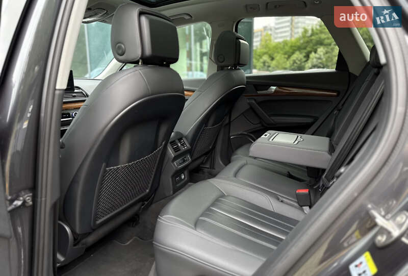 Внедорожник / Кроссовер Audi Q5 2020 в Львове