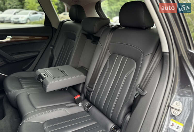 Внедорожник / Кроссовер Audi Q5 2020 в Львове