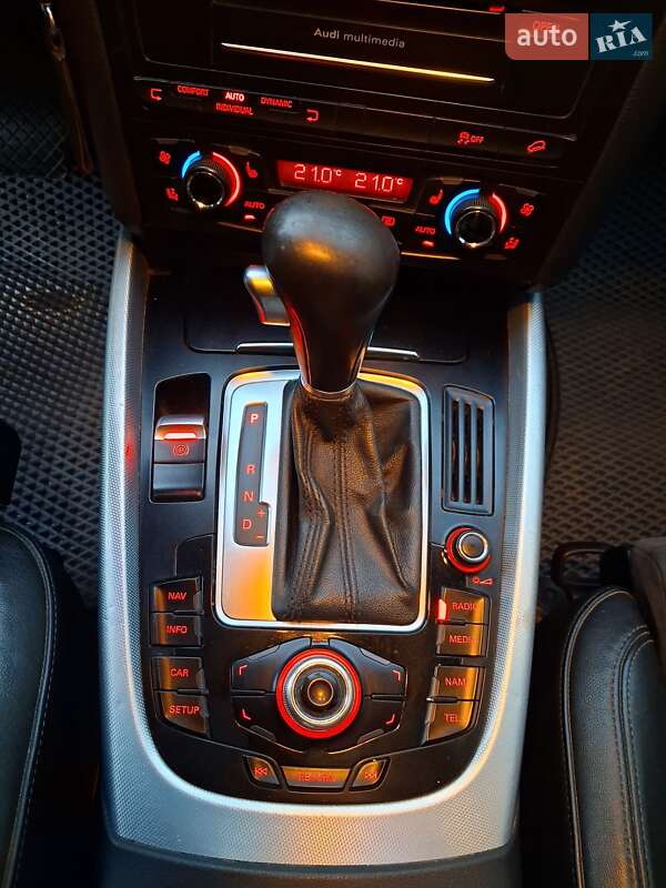 Внедорожник / Кроссовер Audi Q5 2010 в Хмельницком