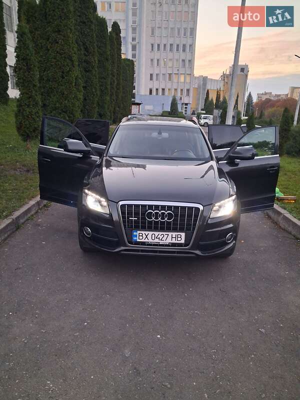 Внедорожник / Кроссовер Audi Q5 2010 в Хмельницком