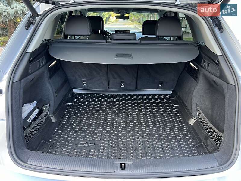 Позашляховик / Кросовер Audi Q5 2020 в Києві