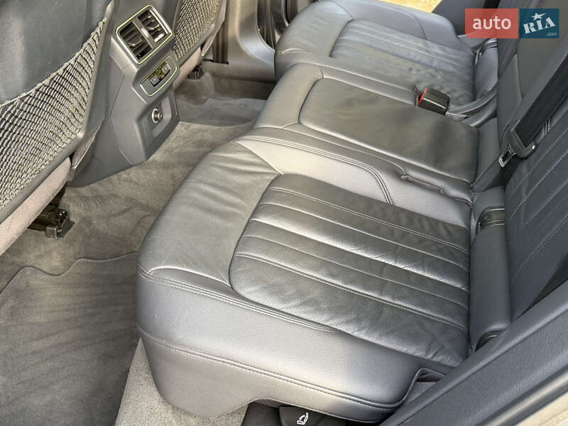 Внедорожник / Кроссовер Audi Q5 2017 в Ровно