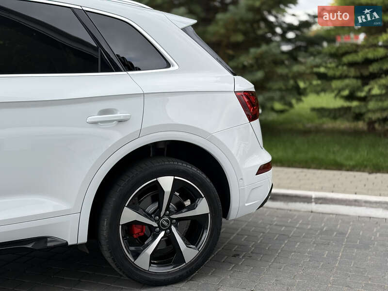 Позашляховик / Кросовер Audi Q5 2023 в Одесі