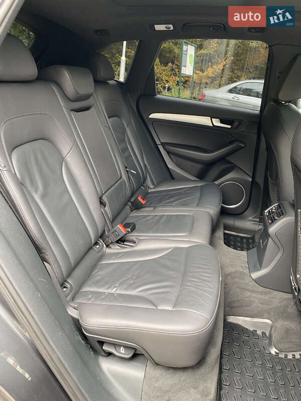 Позашляховик / Кросовер Audi Q5 2016 в Львові фото 49 Позашляховик / Кросовер Audi Q5 2016 в Львові