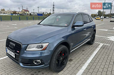 Позашляховик / Кросовер Audi Q5 2015 в 