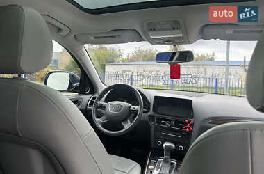 Позашляховик / Кросовер Audi Q5 2015 в 
