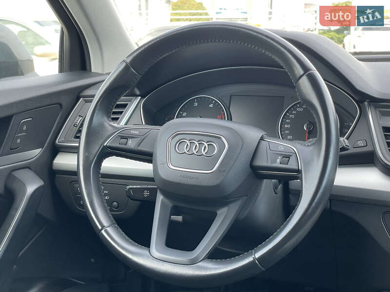 Внедорожник / Кроссовер Audi Q5 2019 в Мукачево