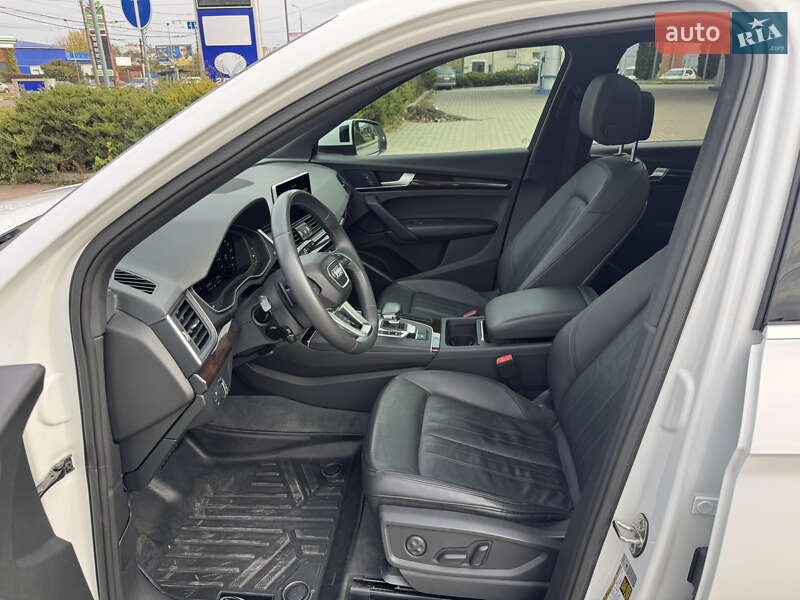 Внедорожник / Кроссовер Audi Q5 2018 в Сумах