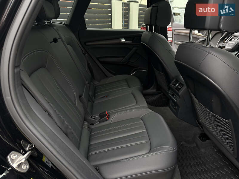 Позашляховик / Кросовер Audi Q5 2023 в Стрию