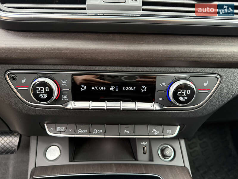 Позашляховик / Кросовер Audi Q5 2023 в Стрию
