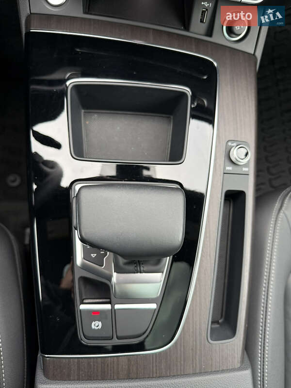 Позашляховик / Кросовер Audi Q5 2023 в Стрию