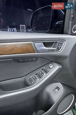 Позашляховик / Кросовер Audi Q5 2014 в 