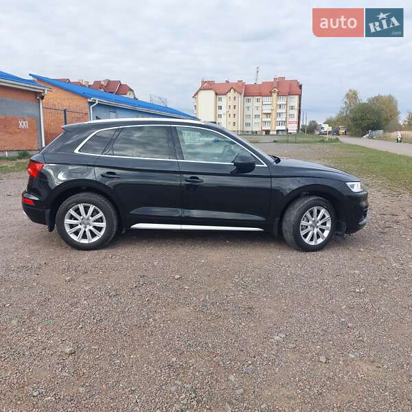 Внедорожник / Кроссовер Audi Q5 2019 в Дрогобыче