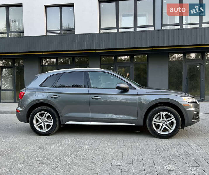Позашляховик / Кросовер Audi Q5 2017 в Тернополі фото 9 Позашляховик / Кросовер Audi Q5 2017 в Тернополі