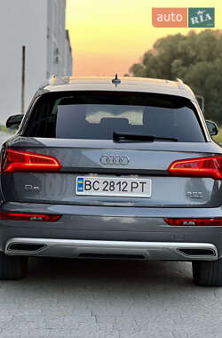 Внедорожник / Кроссовер Audi Q5 2017 в 
