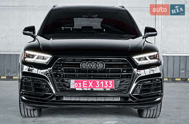 Позашляховик / Кросовер Audi Q5 2018 в 
