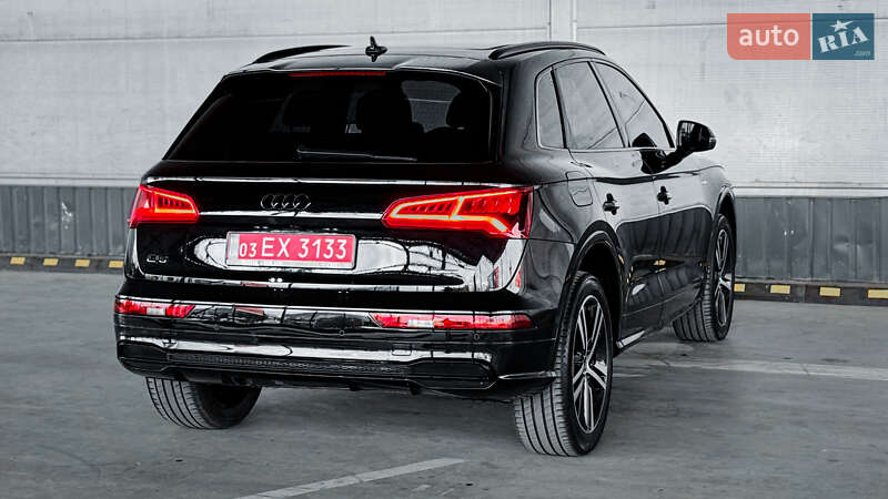 Позашляховик / Кросовер Audi Q5 2018 в Рівному