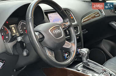 Позашляховик / Кросовер Audi Q5 2015 в 
