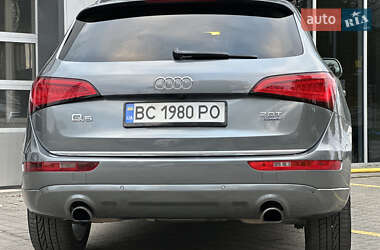 Позашляховик / Кросовер Audi Q5 2015 в 
