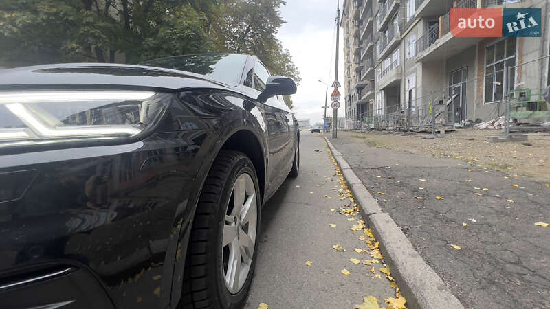 Внедорожник / Кроссовер Audi Q5 2019 в Киеве