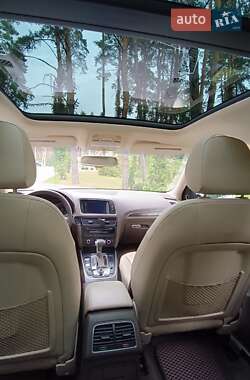 Внедорожник / Кроссовер Audi Q5 2015 в 
