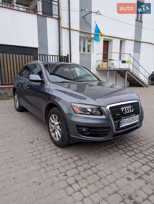Позашляховик / Кросовер Audi Q5 2012 в Чернівцях фото Позашляховик / Кросовер Audi Q5 2012 в Чернівцях