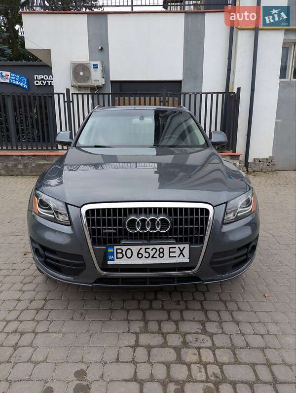 Позашляховик / Кросовер Audi Q5 2012 в Чернівцях фото 2 Позашляховик / Кросовер Audi Q5 2012 в Чернівцях