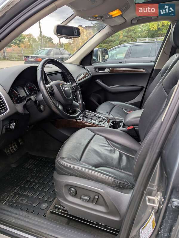 Позашляховик / Кросовер Audi Q5 2012 в Чернівцях фото 14 Позашляховик / Кросовер Audi Q5 2012 в Чернівцях
