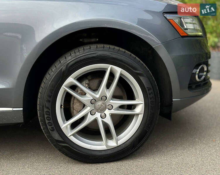 Внедорожник / Кроссовер Audi Q5 2015 в Киеве