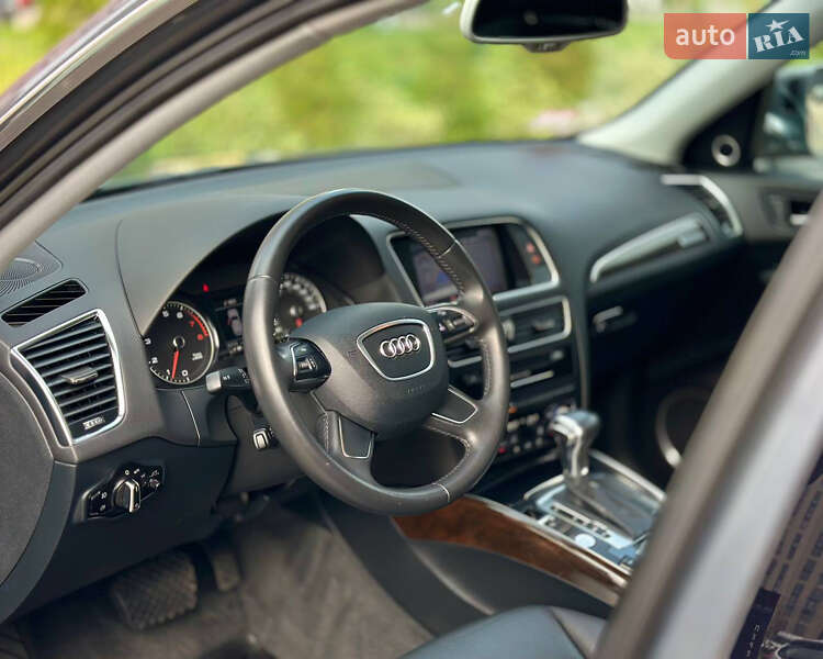 Внедорожник / Кроссовер Audi Q5 2015 в Киеве