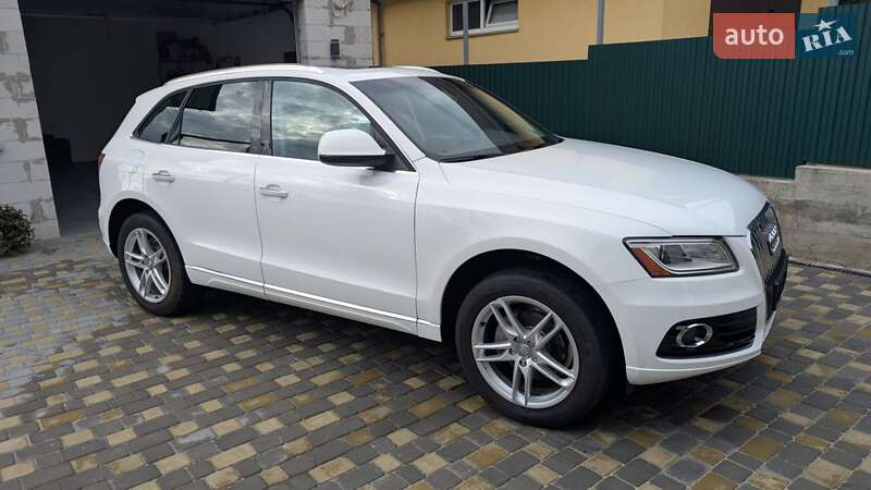 Внедорожник / Кроссовер Audi Q5 2017 в Хмельницком