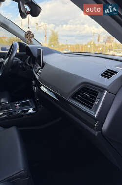 Позашляховик / Кросовер Audi Q5 2017 в  фото 21 Позашляховик / Кросовер Audi Q5 2017 в