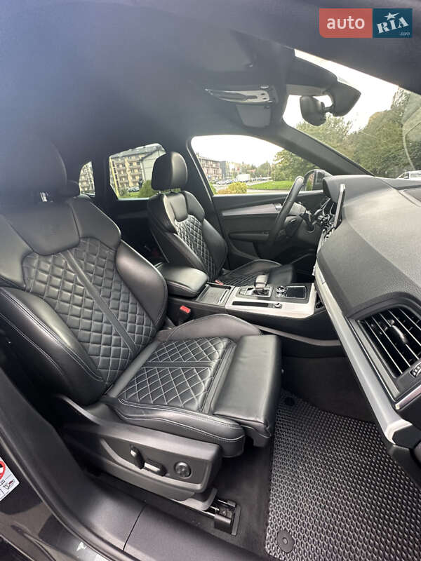 Позашляховик / Кросовер Audi Q5 2019 в Ужгороді фото 8 Позашляховик / Кросовер Audi Q5 2019 в Ужгороді