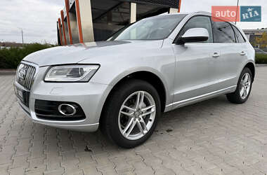 Позашляховик / Кросовер Audi Q5 2012 в 