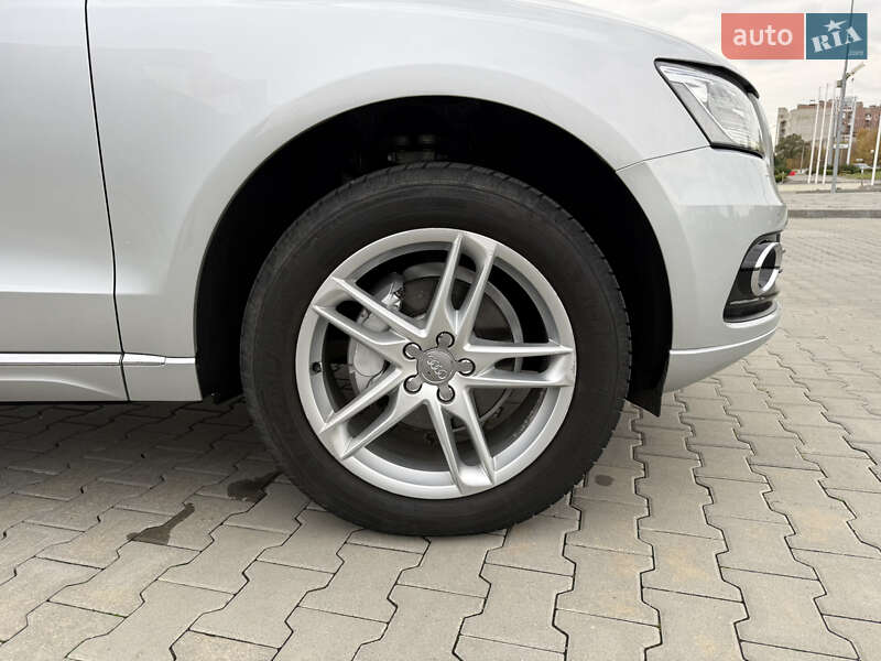 Позашляховик / Кросовер Audi Q5 2012 в Харкові
