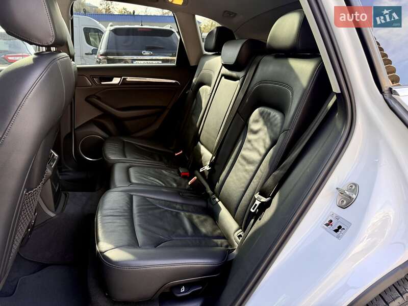 Внедорожник / Кроссовер Audi Q5 2012 в Харькове