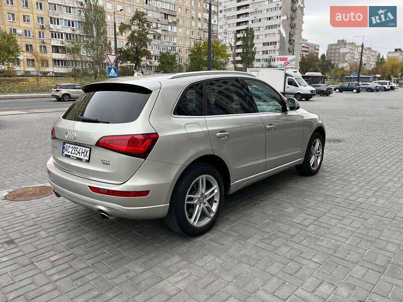 Позашляховик / Кросовер Audi Q5 2016 в Дніпрі