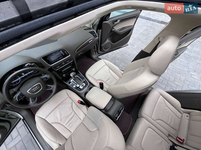 Позашляховик / Кросовер Audi Q5 2016 в Дніпрі