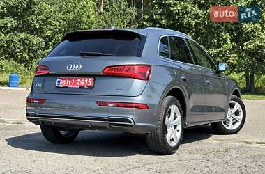 Позашляховик / Кросовер Audi Q5 2019 в  фото 10 Позашляховик / Кросовер Audi Q5 2019 в