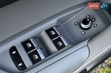 Позашляховик / Кросовер Audi Q5 2019 в  фото 74 Позашляховик / Кросовер Audi Q5 2019 в
