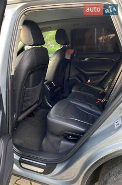 Позашляховик / Кросовер Audi Q5 2011 в 